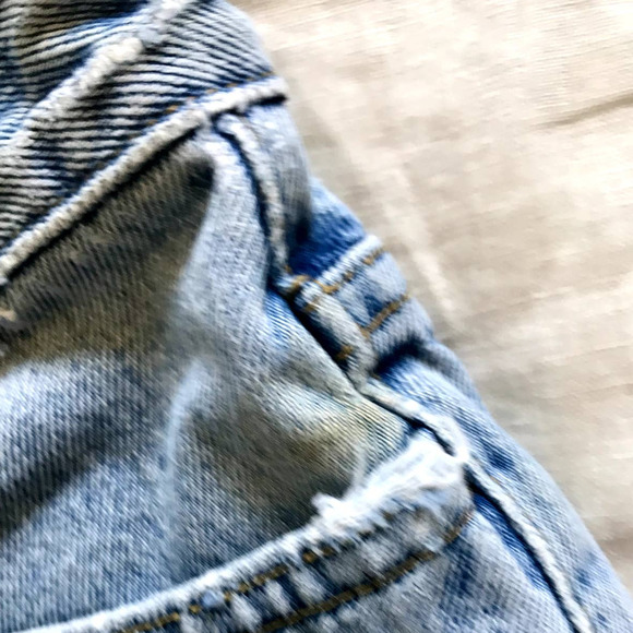 Vintage Tommy Hilfiger Cutoff Denim Shorts - Picture 12 of 15